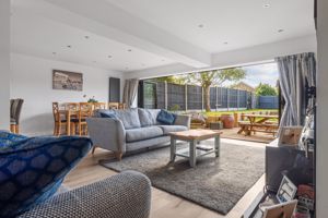 Photo 21- click for photo gallery